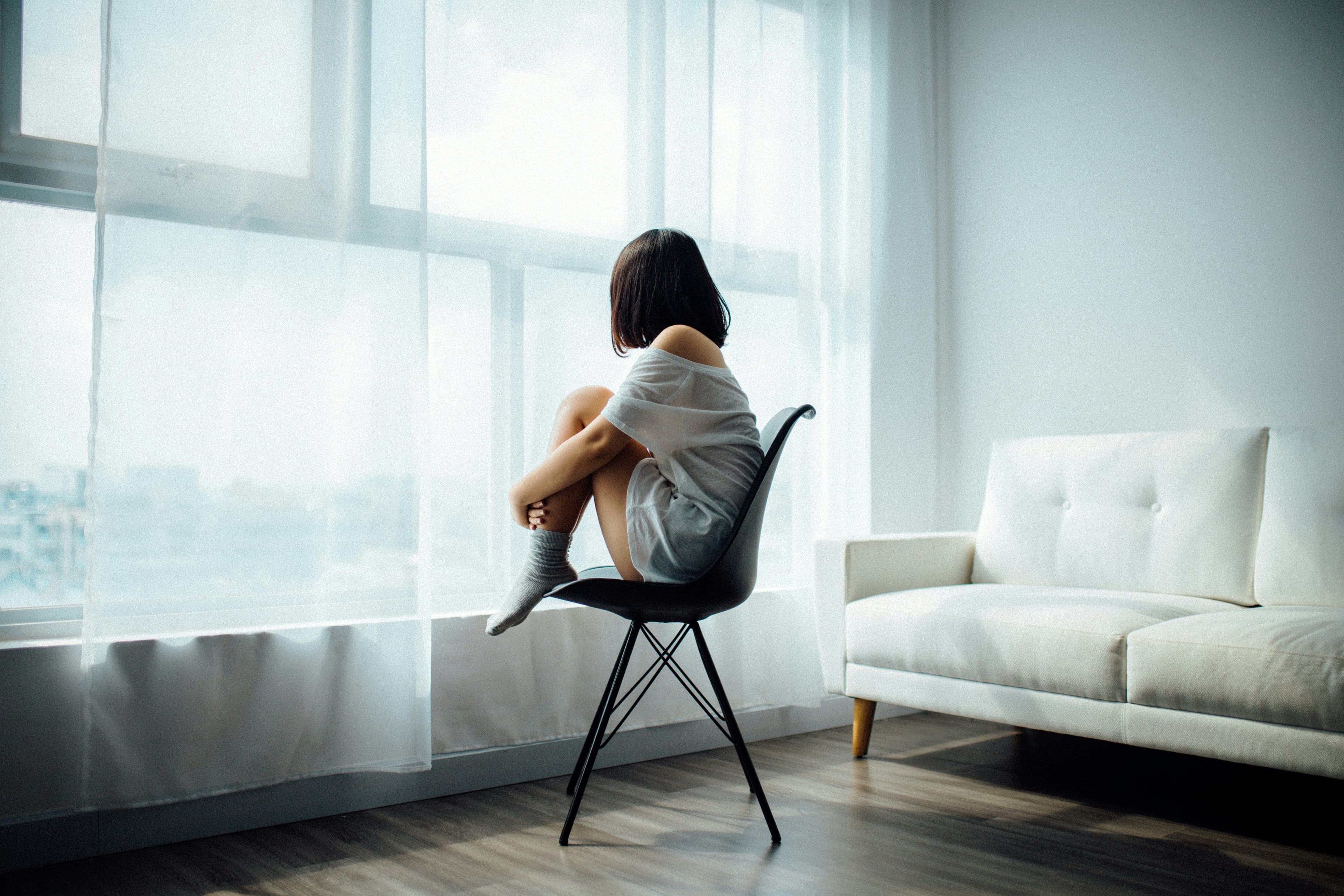 Hormone Imbalance in Women: Early Signs, Microbiome Impact, and How to Optimize Your Hormones Naturally